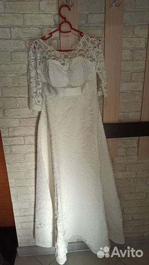 Свадебное платье кружевное 46 размера