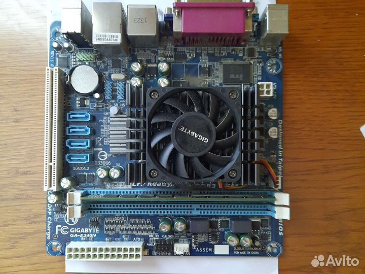 Материнская плата с процессором