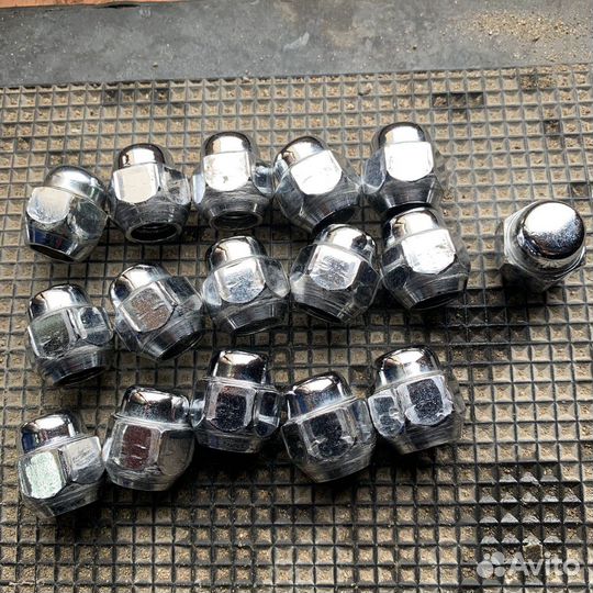 Гайки колесные