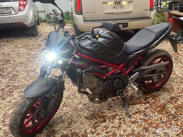 Продам мотоцикл Suzuki в идеальном состоянии
