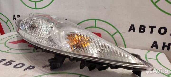 Фара передняя правая Nissan Juke F15E HR16DE 2012