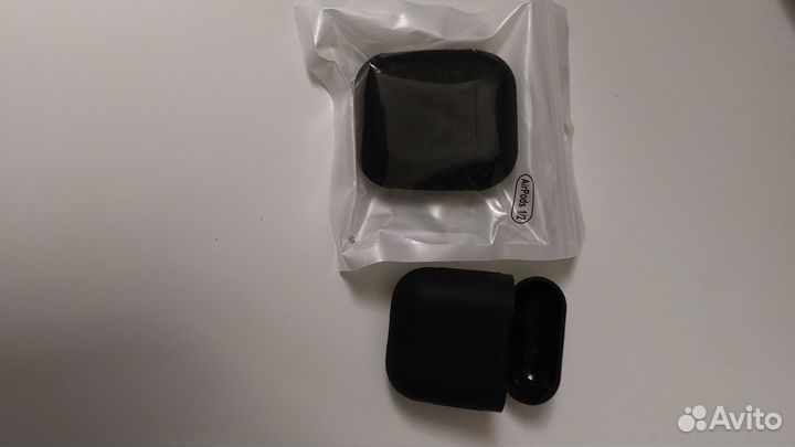 Чехол на наушники airpods