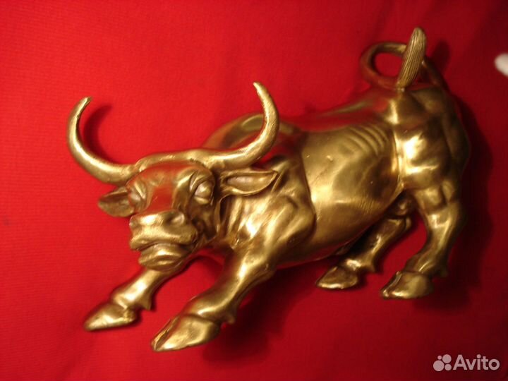 Статуэтка Коммерческий Бык Gold Большой США Банк