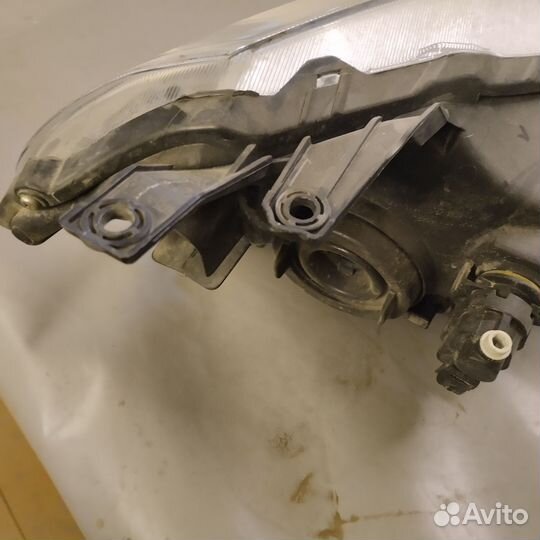 Фара Suzuki SX4 1 GYA Рестайлинг 2009-2014 бу