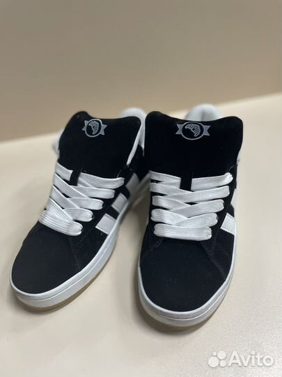 Кроссовки adidas kampus