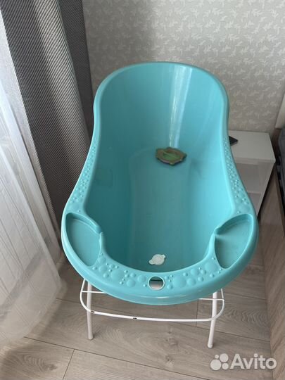 Детская ванночка с подставкой