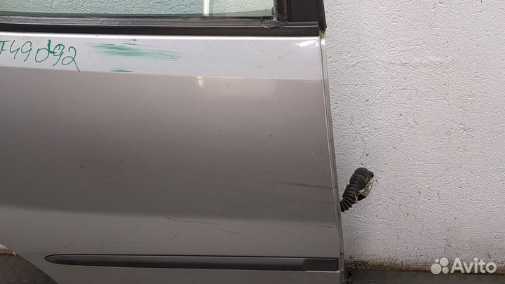 Дверь правая задняя Nissan Almera Tino