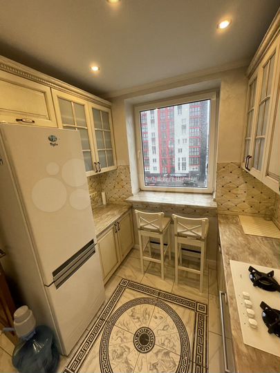 3-к. квартира, 74 м², 4/9 эт.