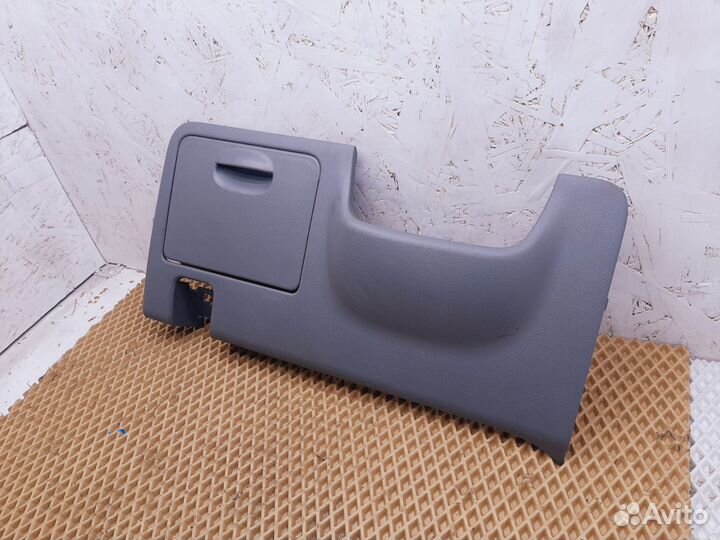 Нижняя накладка торпеды Chevrolet Lacetti