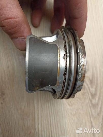 Поршень BMW X3 G01 2018 11258637807