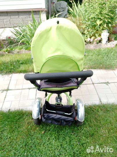 Трехколесный велосипед