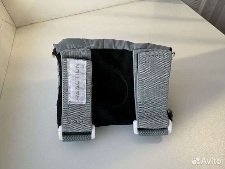 Защита (налокотники и нарукавники)