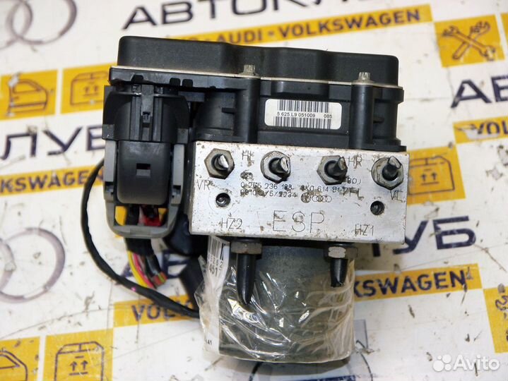 Блок абс Ауди A4B8 2009