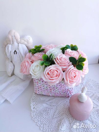 Букет из мыльных роз в корзинках из трикотажной пр