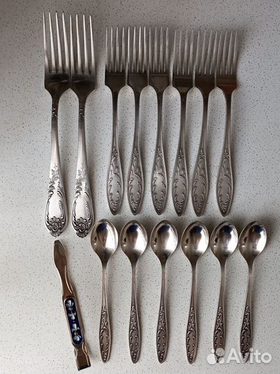 Ложки чайные, щипцы для сахара, мельхиор СССР