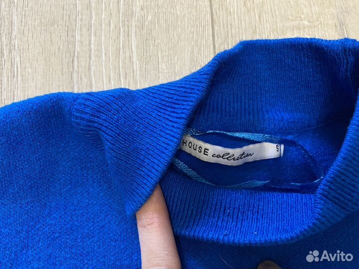 Свитер женский (S)