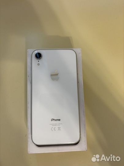 iPhone Xr, 64 ГБ