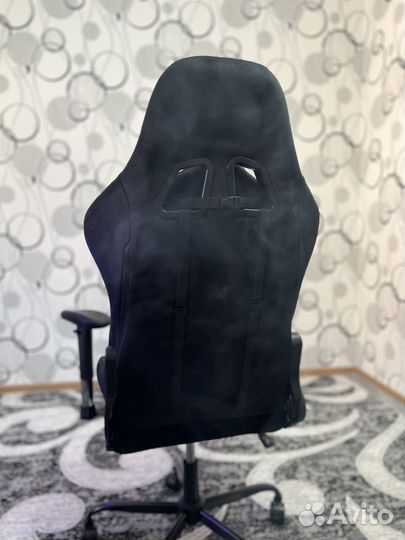 Компьютерное кресло