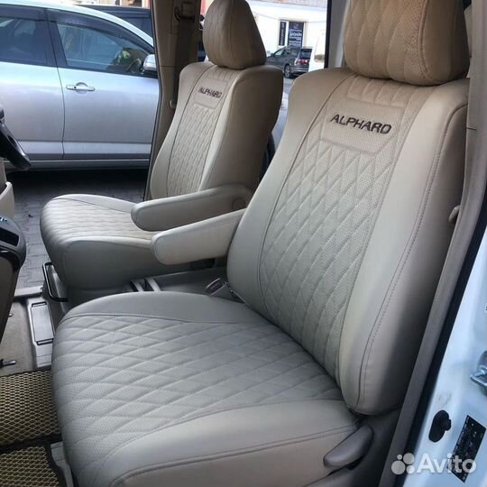 Чехлы Toyota Alphard 20