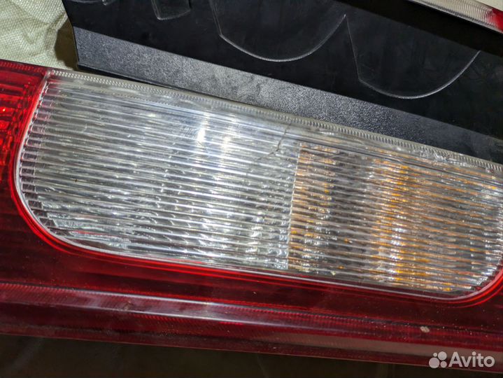 Фонарь Ford Focus 2 универсал