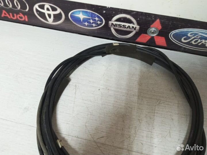 Трос лючка топливного бака Toyota Nadia SXN10