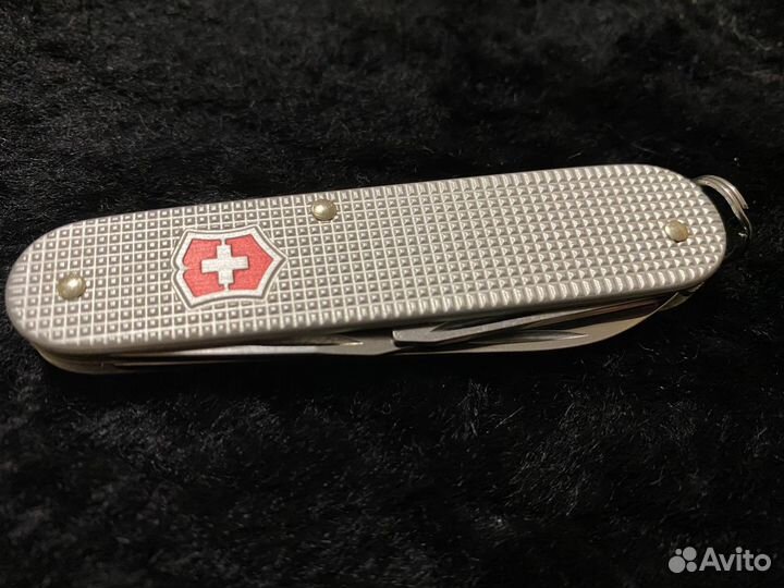 Складной нож Victorinox Cadet silver 0.2601.26