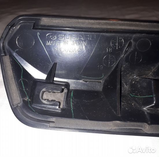 Накладка двери багажника Subaru Forester SK