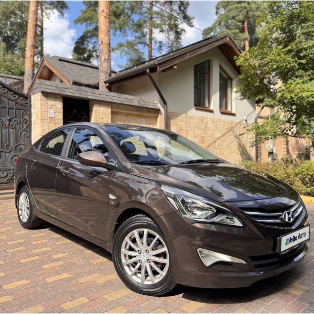 Hyundai Solaris 1.6 MT, 2015, 13 500 км