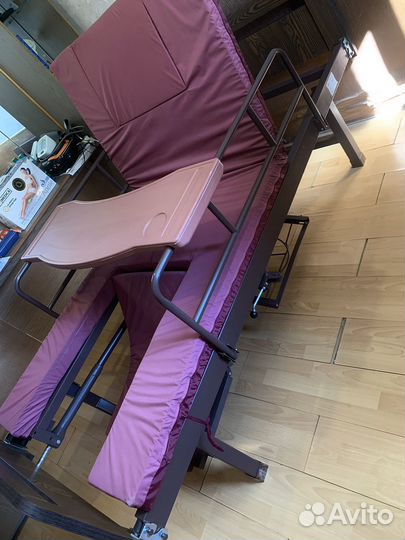 Медицинская механическая кровать с матрацом