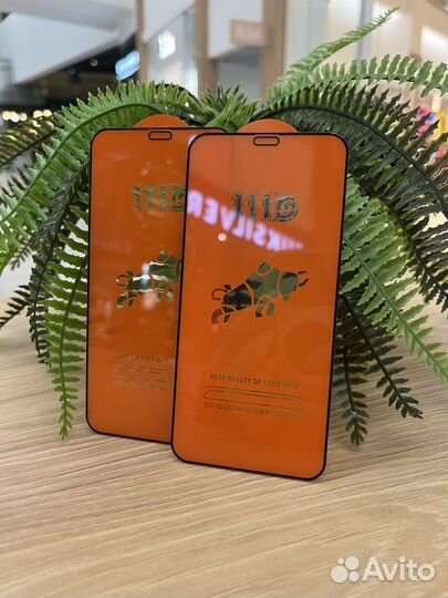 Защитное стекло на iPhone 12mini