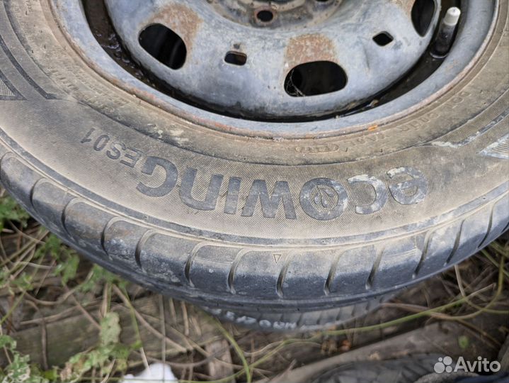 Kumho Ecowing ES01 KH27 175/70 R14 84H