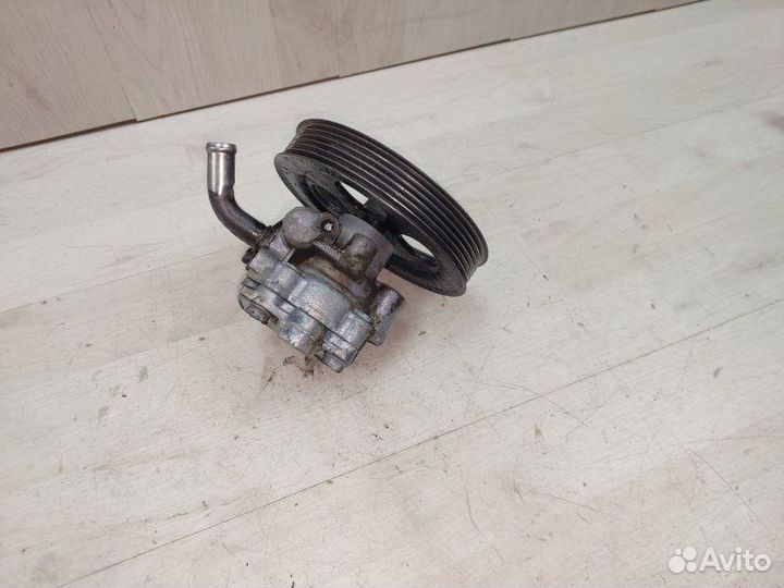 Насос гидроусилителя руля Mitsubishi L200 KB4T 2.5