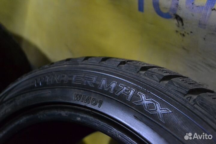 Dunlop Winter Maxx WM01 225/45 R17