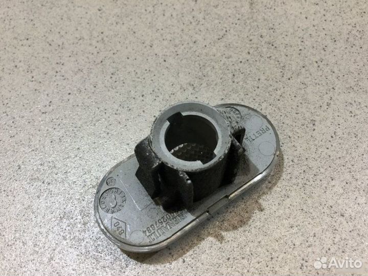 Повторитель на крыло Renault Duster После 2012