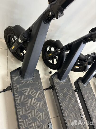 Электросамокат Hiper triumph m120 не включается