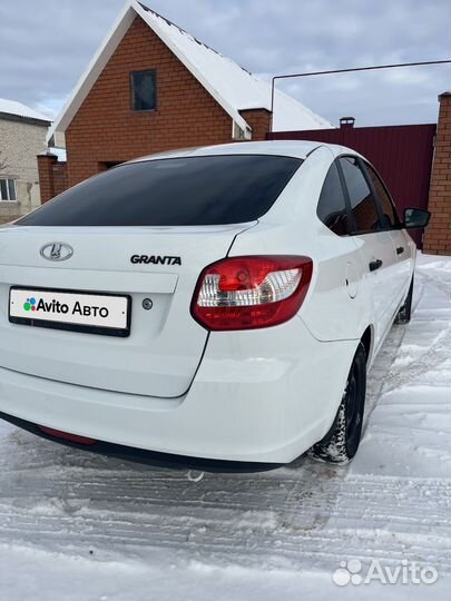 LADA Granta 1.6 МТ, 2018, 100 000 км