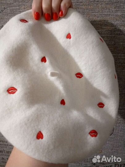 Берет женский