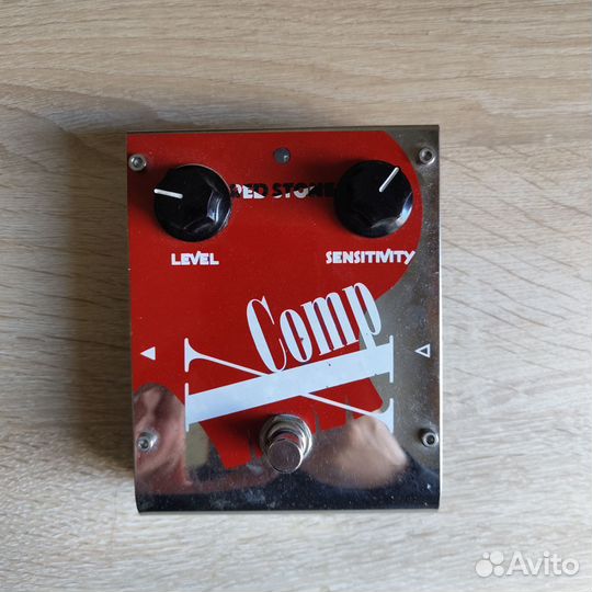 Педаль эффектов для электрогитары Compressor