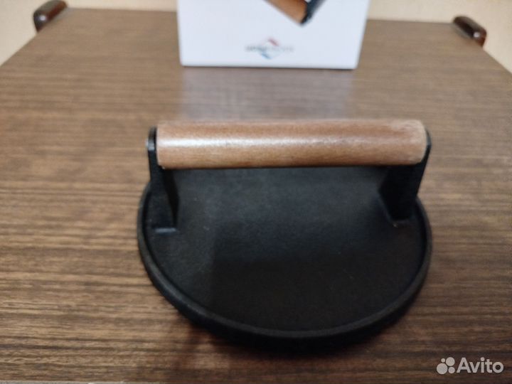 Пресс для мяса Kuchenprofi Германия,чугунный