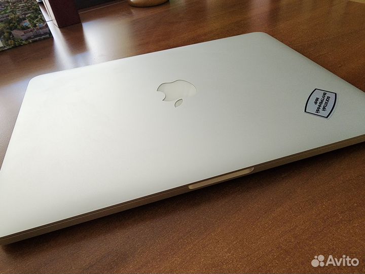 Apple MacBook pro a1502