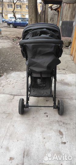 Прогулочная коляска