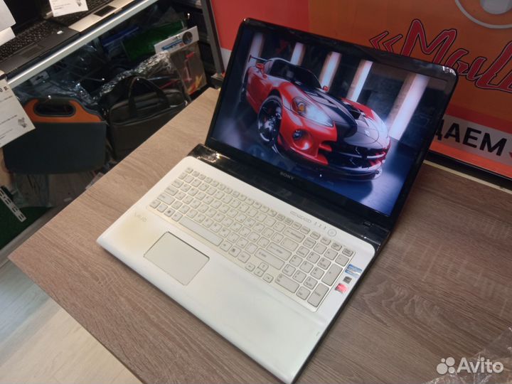 Сочный Ноутбук Sony / Мощность в твоих руках
