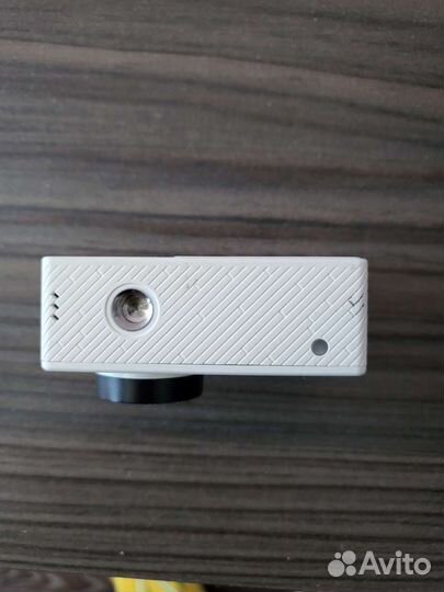 Экшен камера xiaomi yi