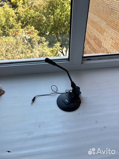 Микрофон Sven настольный