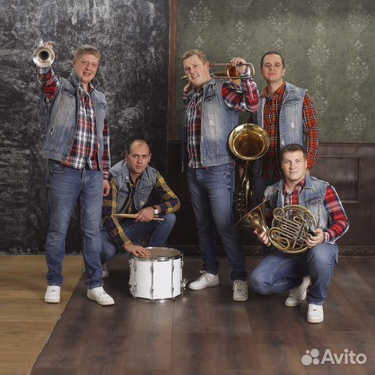 Духовой оркестр Golden Horn