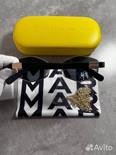 Солнцезащитные очки Marc jacobs