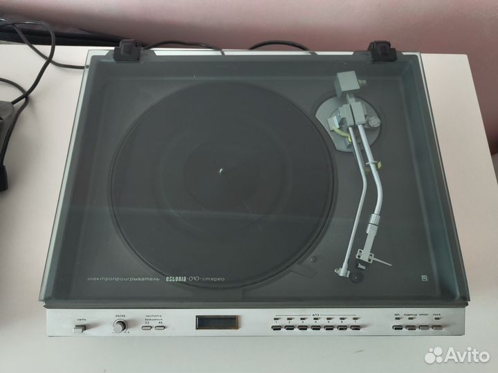 Виниловый проигрыватель Эстония-010
