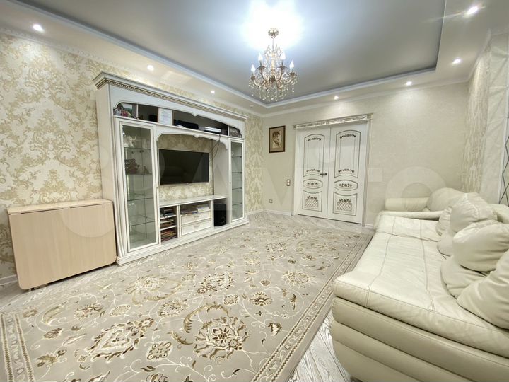 3-к. квартира, 93,3 м², 2/22 эт.