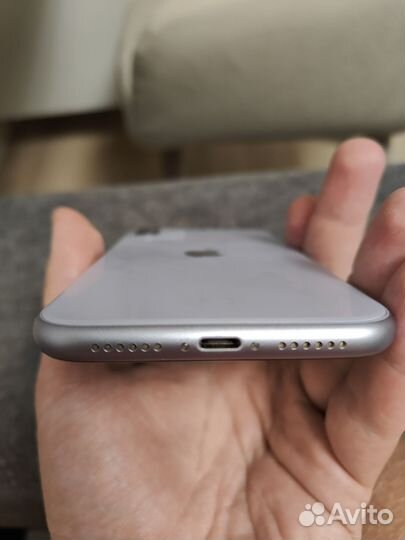 iPhone 11, 256 ГБ