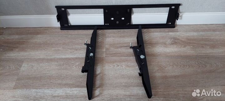 Кронштейн наклонный для телевизора (от 32дм)